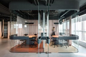 上海办公室如何装修设计才能更好地展现企业形象？