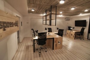 上海办公室装修如何选择地板？